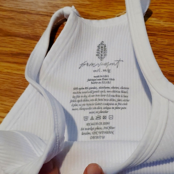 Free People Movement Happiness Runs Crop NWOT in White M/L RARE! - Picture 5 of 9